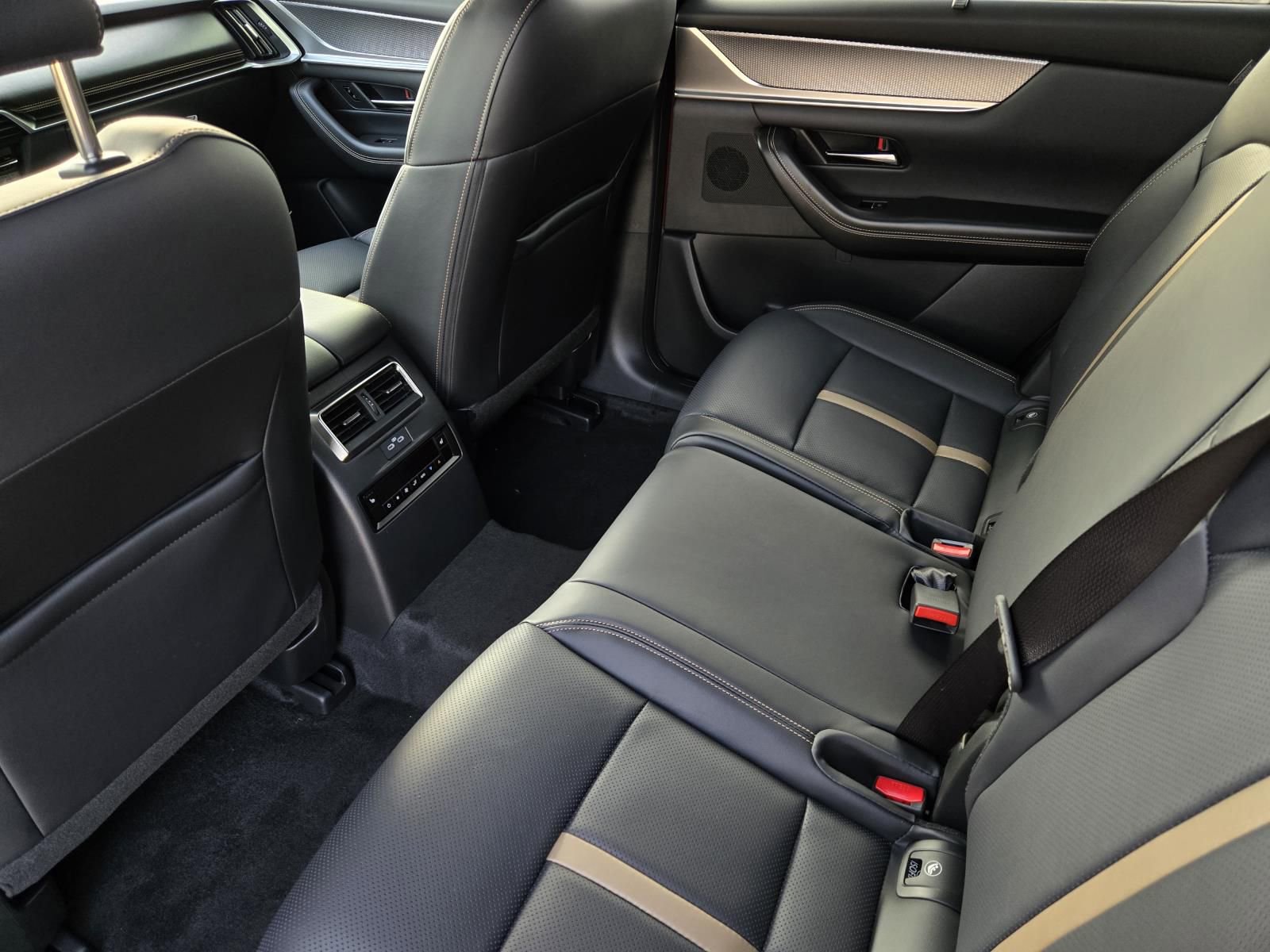 New 2026 MAZDA CX-70 3.3 Turbo w/ Premium Plus Pkg image 15