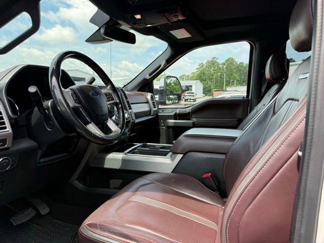 Used 2017 Ford F250 Platinum w/ Platinum Ultimate Package AWD/4WD image 6