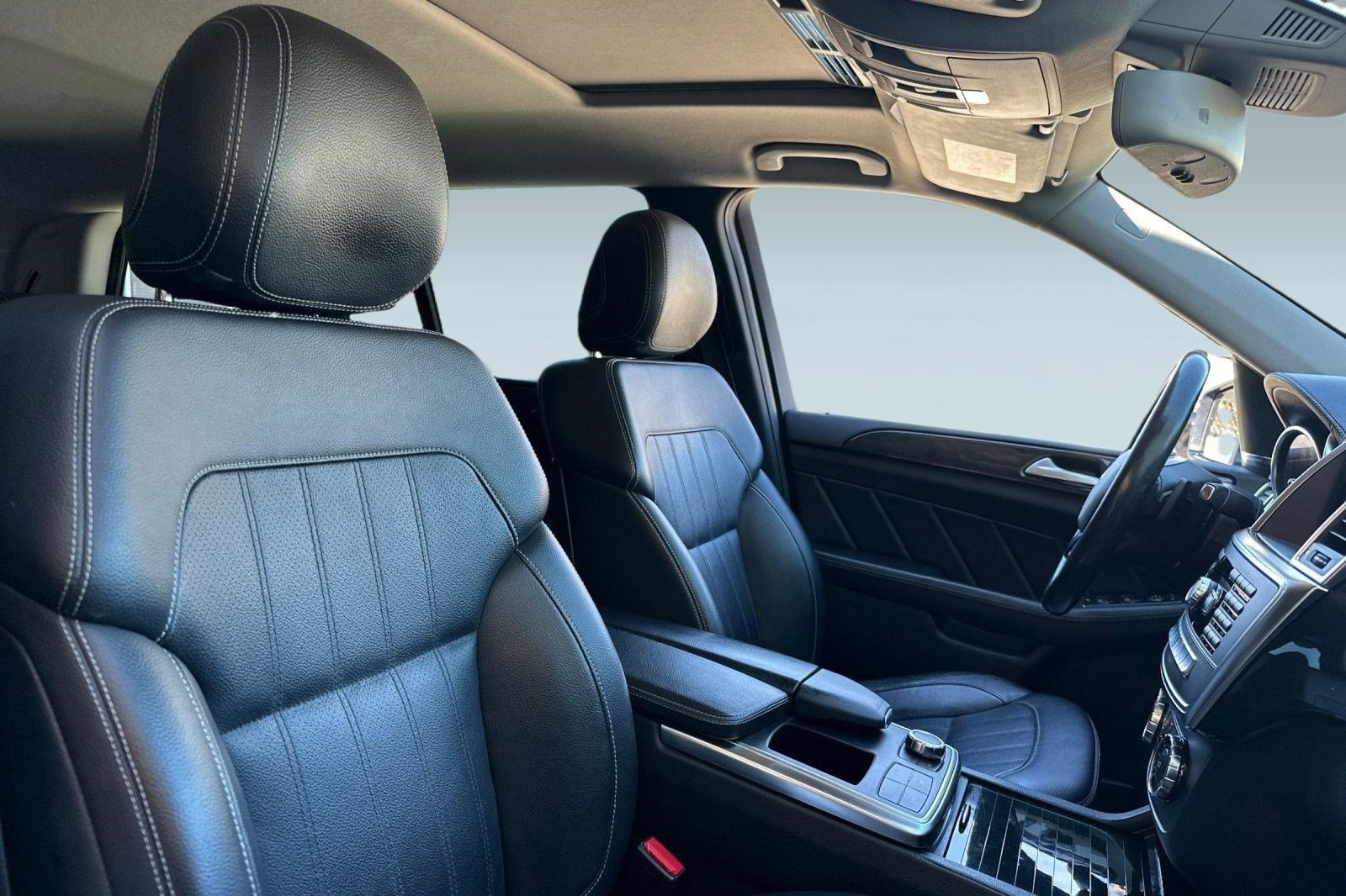 Used 2016 Mercedes-Benz GL 450 4MATIC image 33