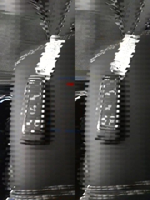 New 2025 Jeep Grand Cherokee Altitude image 17