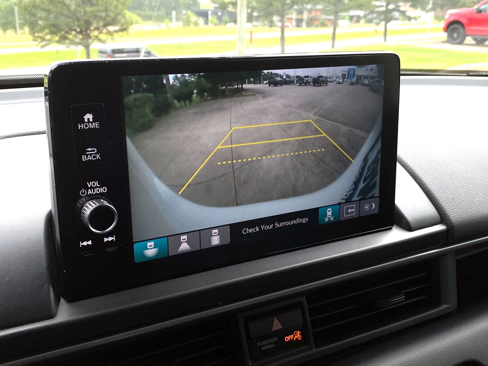 Used 2023 Honda Pilot Touring image 16