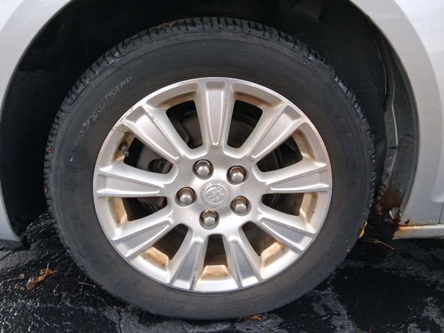 Used 2012 Buick LaCrosse Premium image 9