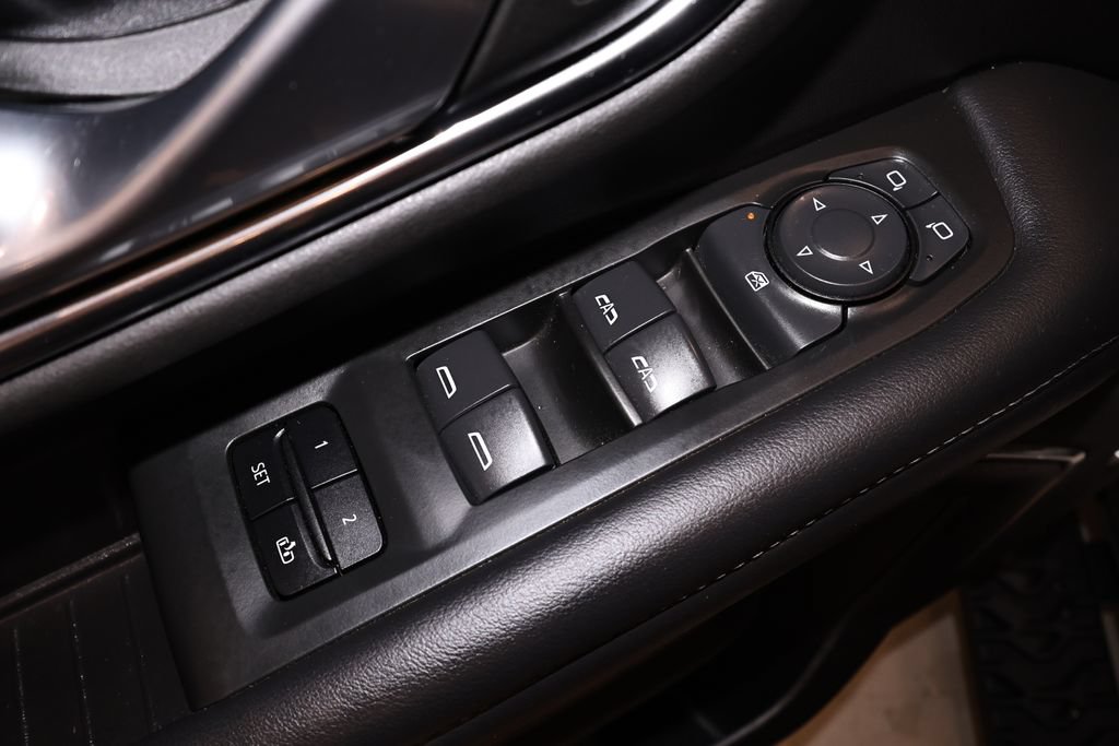 Used 2022 Chevrolet Tahoe Z71 AWD/4WD image 13