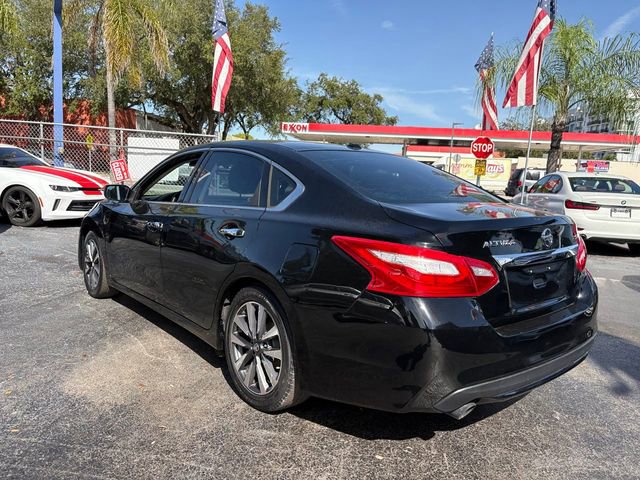 Used 2017 Nissan Altima 2.5 SV image 10
