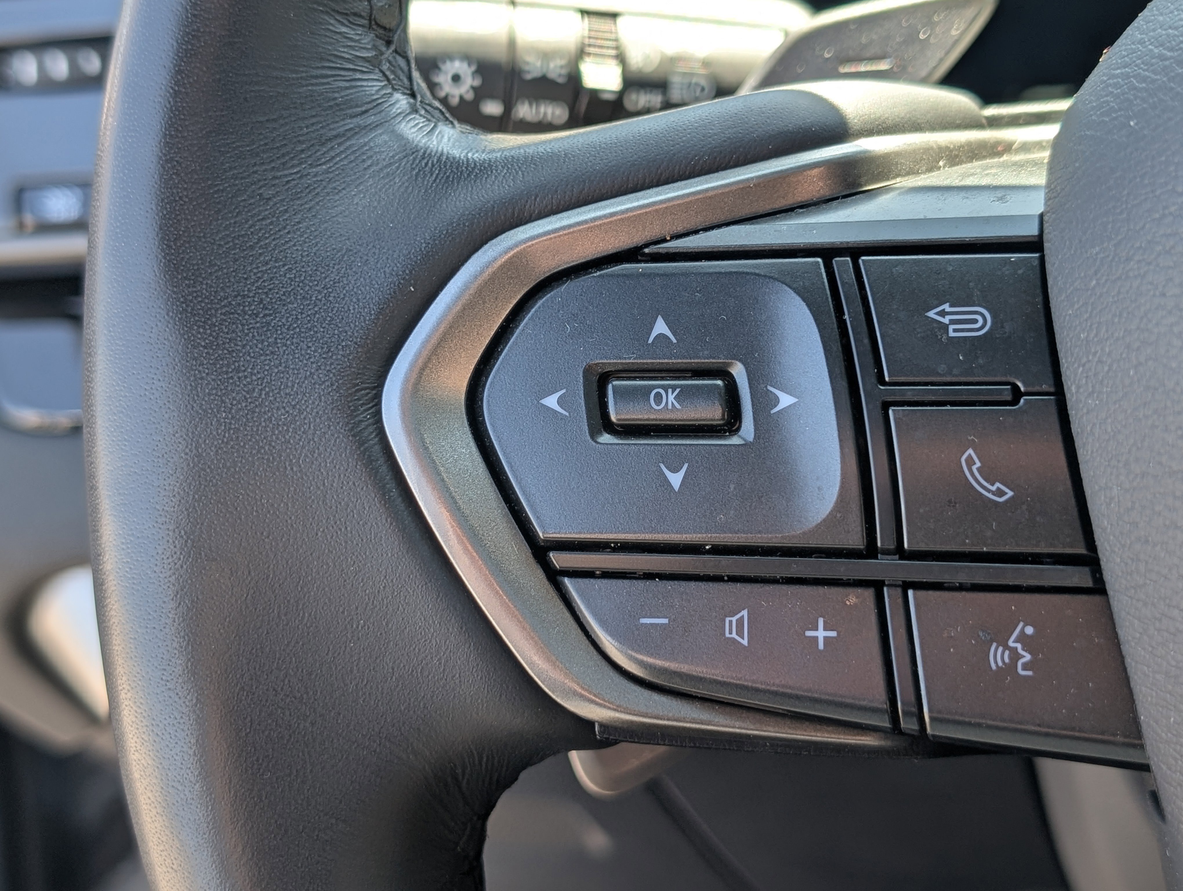 Used 2025 Lexus RX 350 Premium image 23