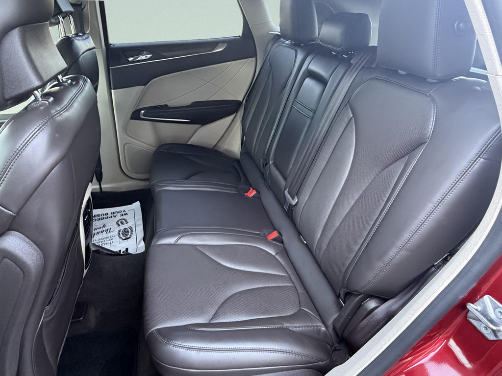 Used 2019 Lincoln MKC Reserve w/ MKC Climate Package AWD/4WD image 15