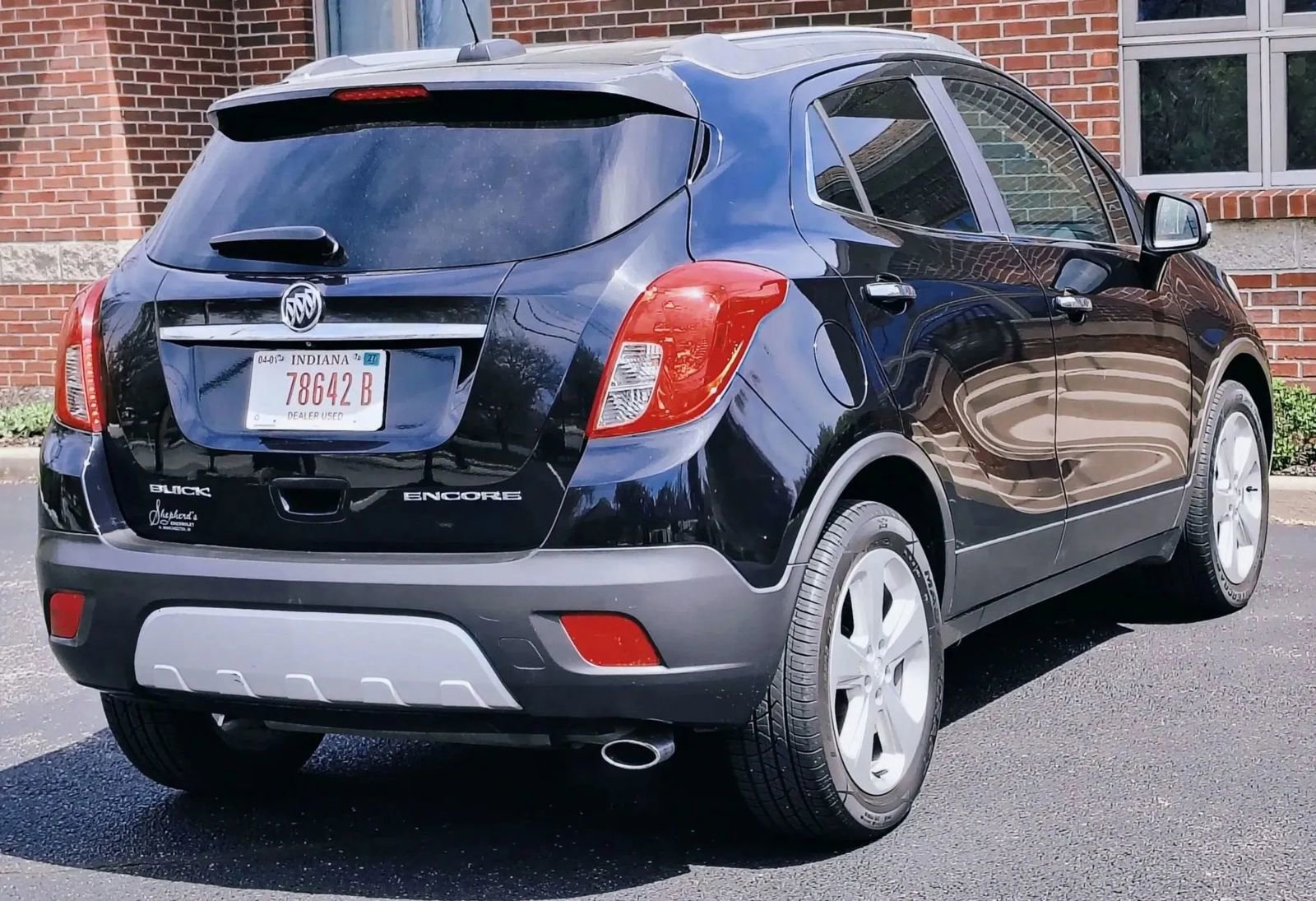Used 2015 Buick Encore Leather FWD image 8