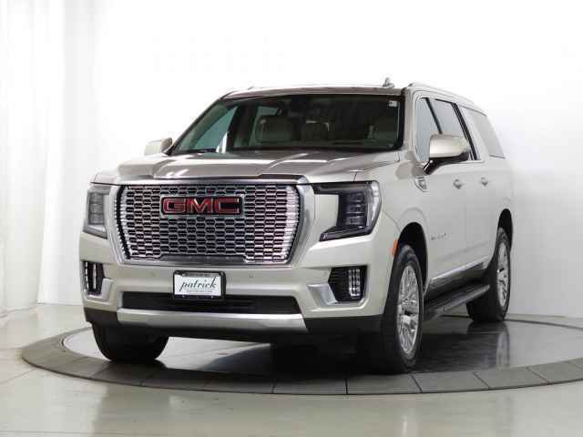 Used 2021 GMC Yukon XL Denali AWD/4WD image 3