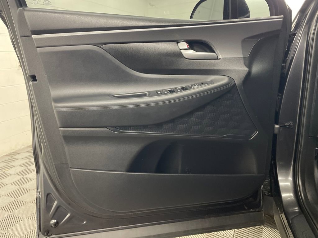 Used 2021 Hyundai Santa Fe SEL w/ Convenience Package image 16