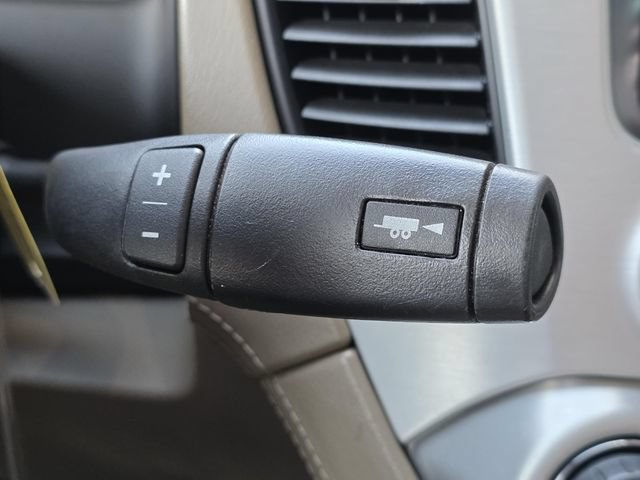 Used 2018 GMC Yukon SLE w/ SLE Value Package RWD image 25