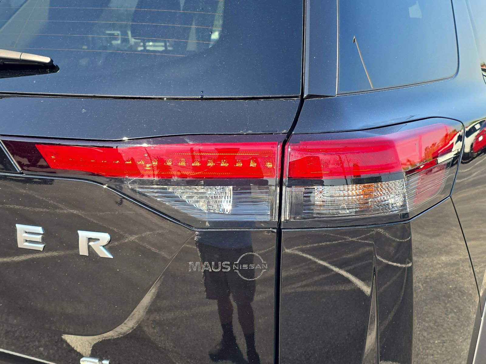 Used 2024 Nissan Pathfinder SL w/ SL Premium Package image 8