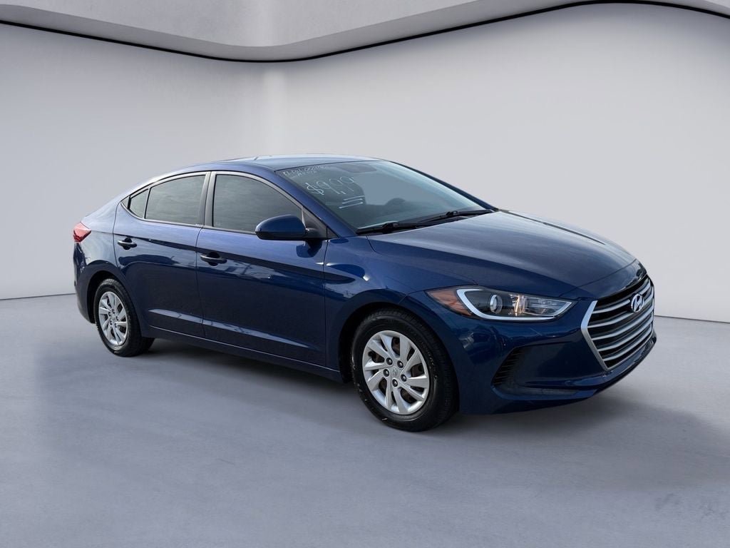 Used 2017 Hyundai Elantra SE FWD image 7