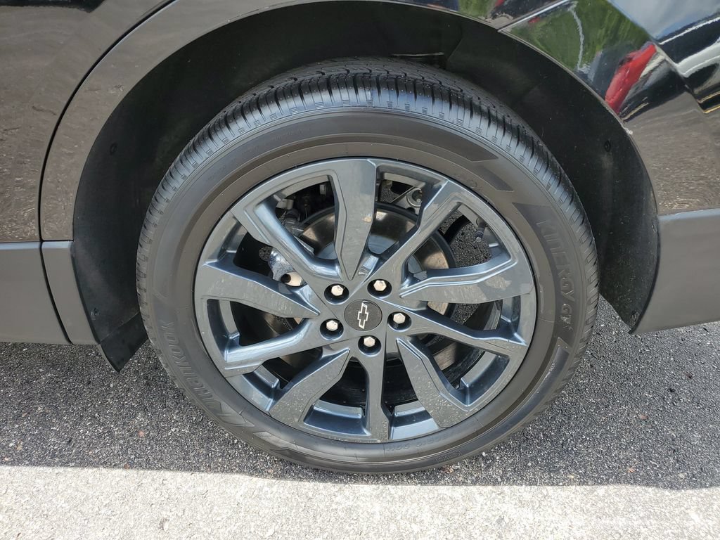 Used 2023 Chevrolet Equinox RS w/ LPO, Floor Liner Package AWD/4WD image 31