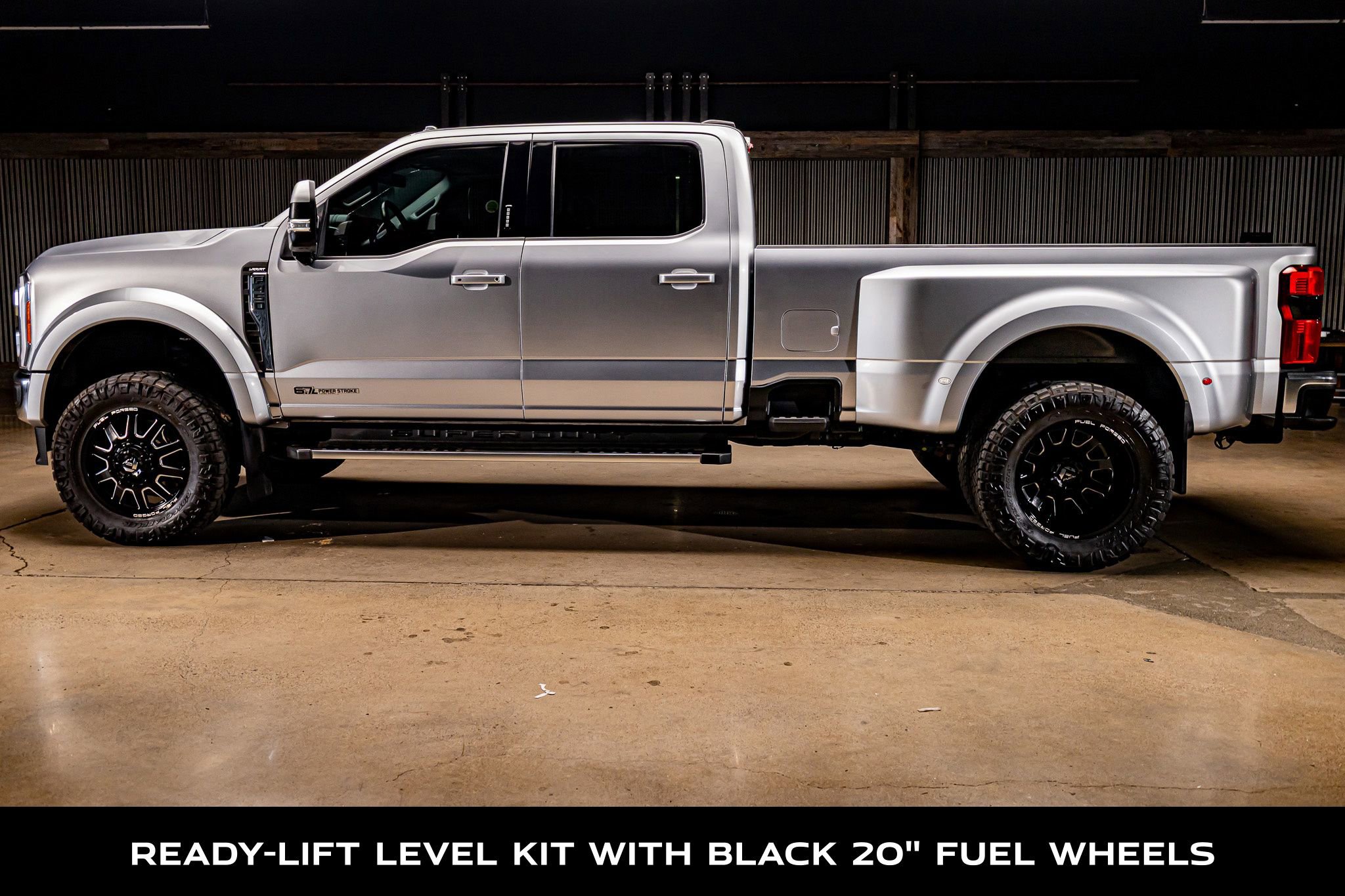 Used 2023 Ford F450 Lariat w/ Camper Package image 5