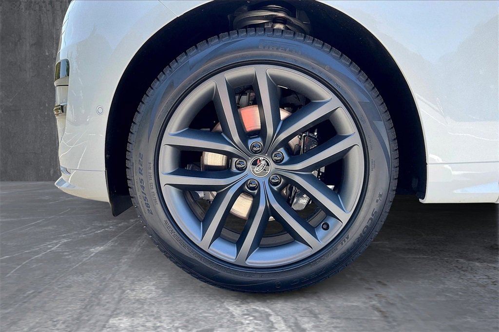 Used 2025 Land Rover Range Rover Sport Dynamic SE image 13