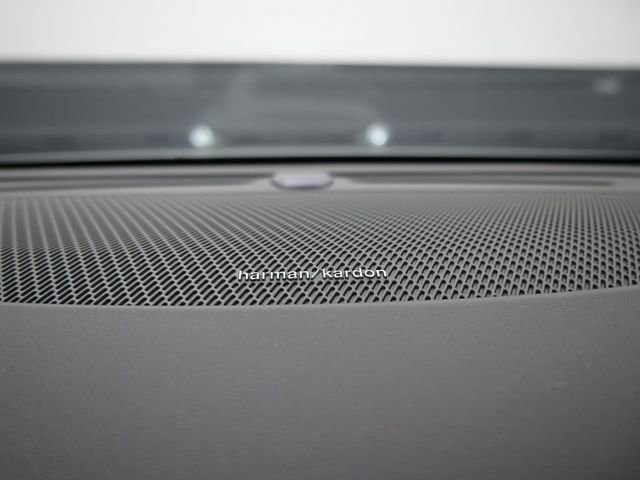 New 2026 Volvo V60 B5 Cross Country Plus w/ Protection Package Premier image 30