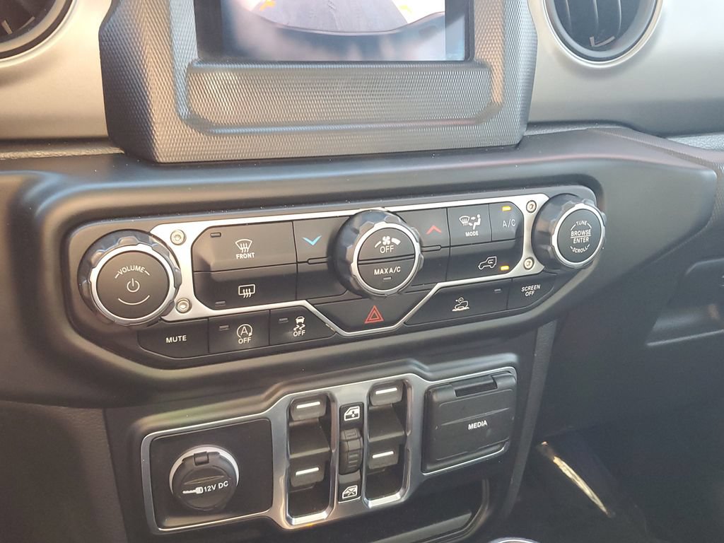 Used 2022 Jeep Gladiator Sport AWD/4WD image 26