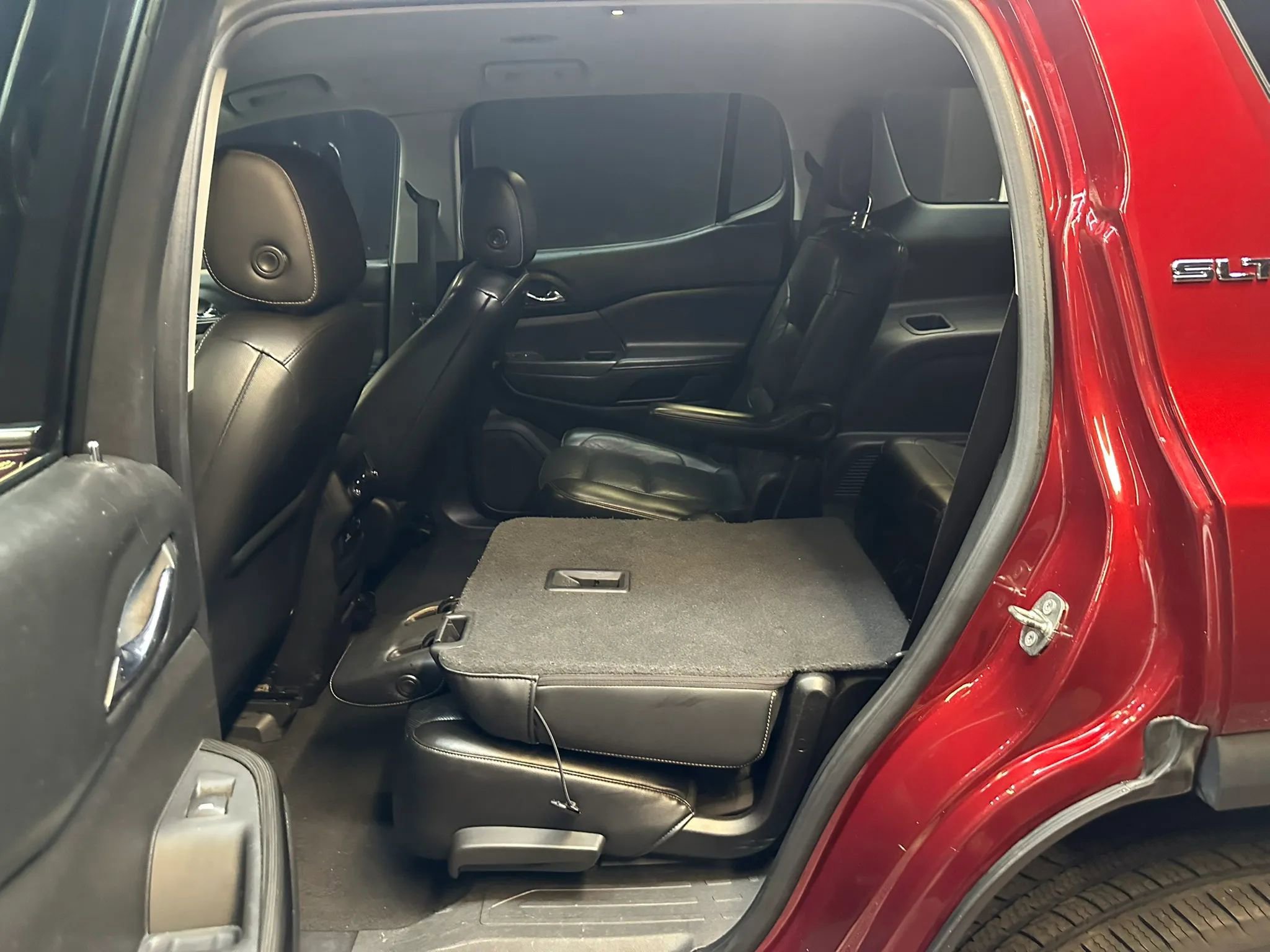 Used 2017 GMC Acadia SLT image 22