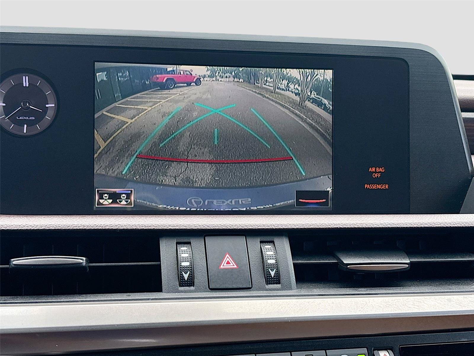 Used 2021 Lexus ES 300h w/ Premium Package FWD image 13