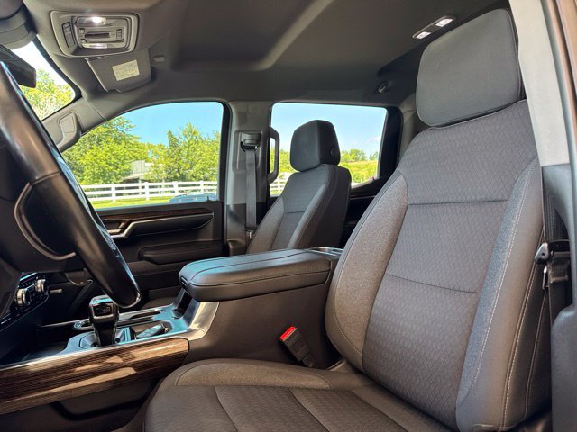 Used 2024 GMC Sierra 1500 Elevation w/ Preferred Package AWD/4WD image 3
