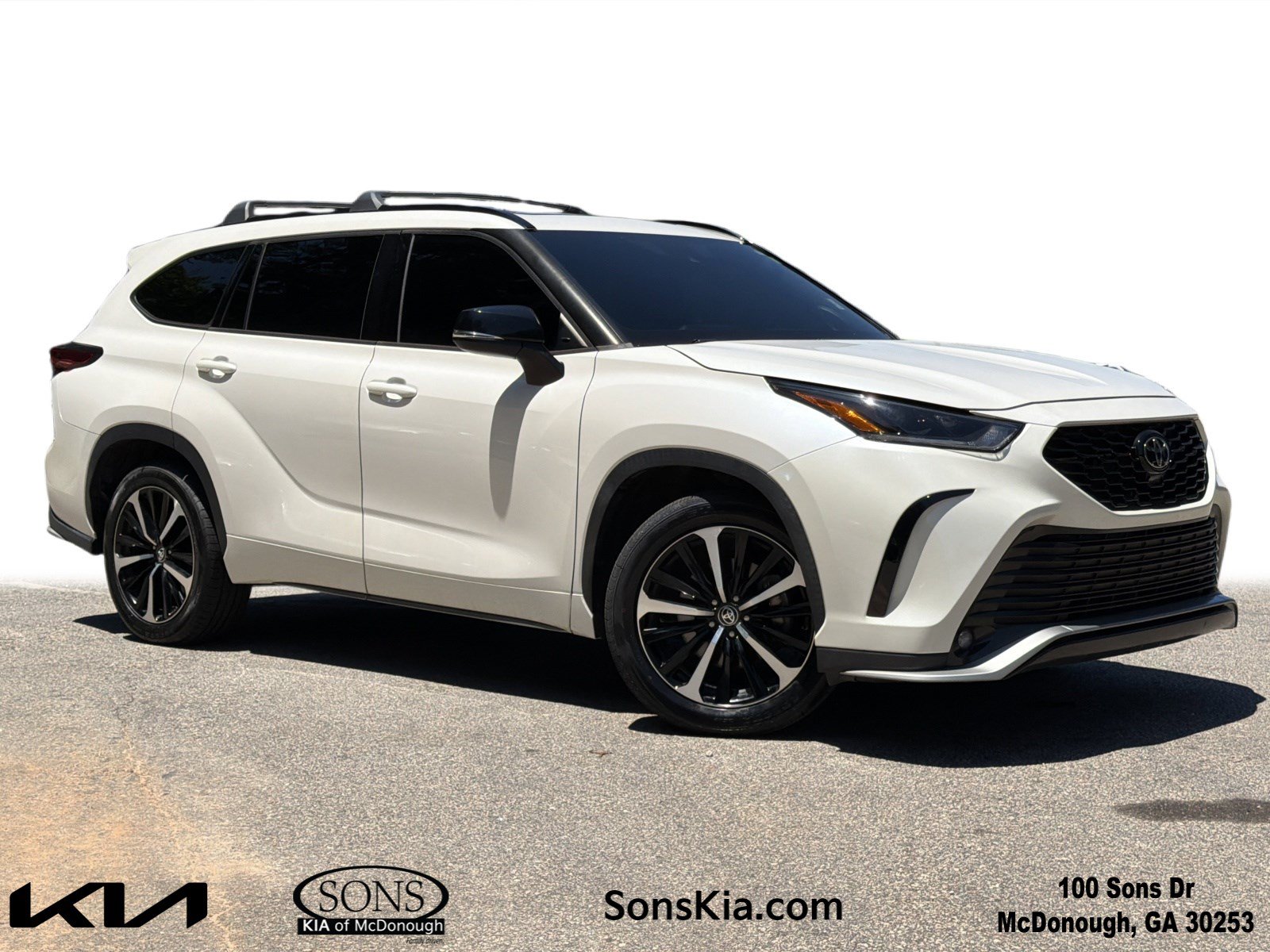 Used 2021 Toyota Highlander XSE AWD/4WD image 1