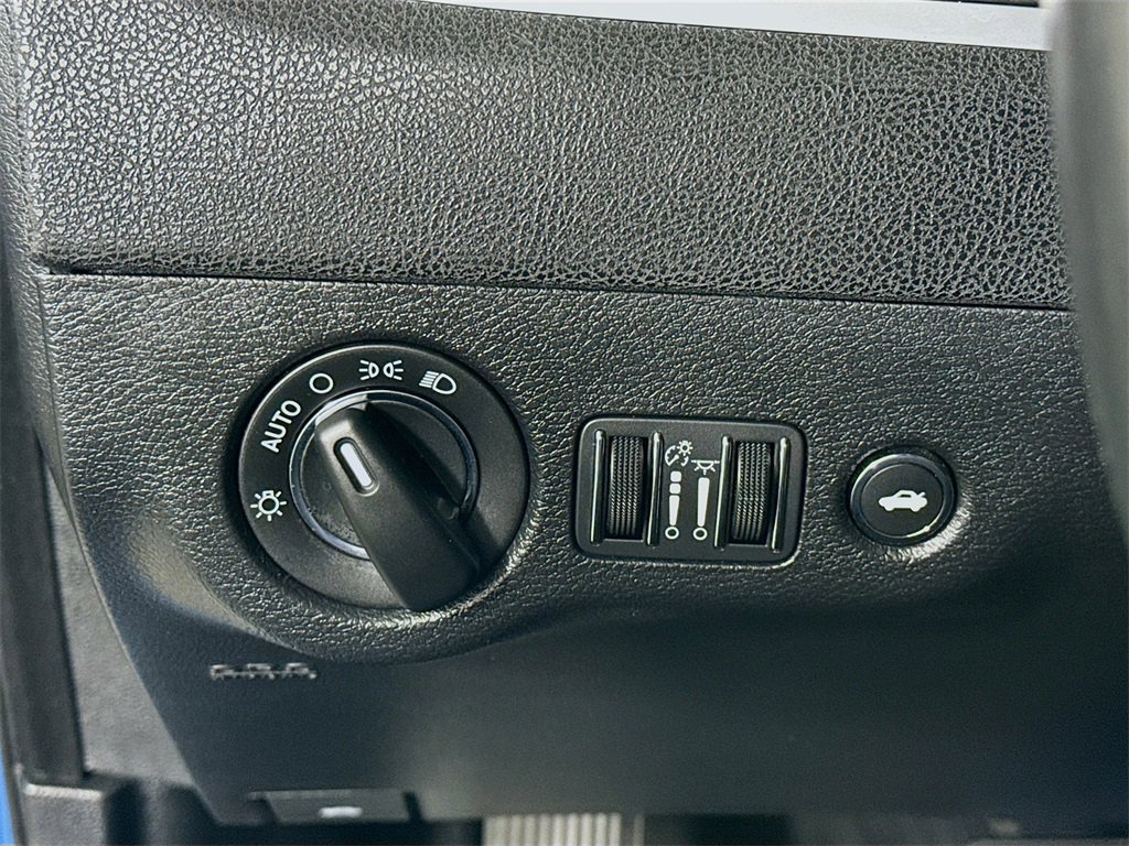 Used 2021 Chrysler 300 Touring w/ Sport Appearance Package image 18