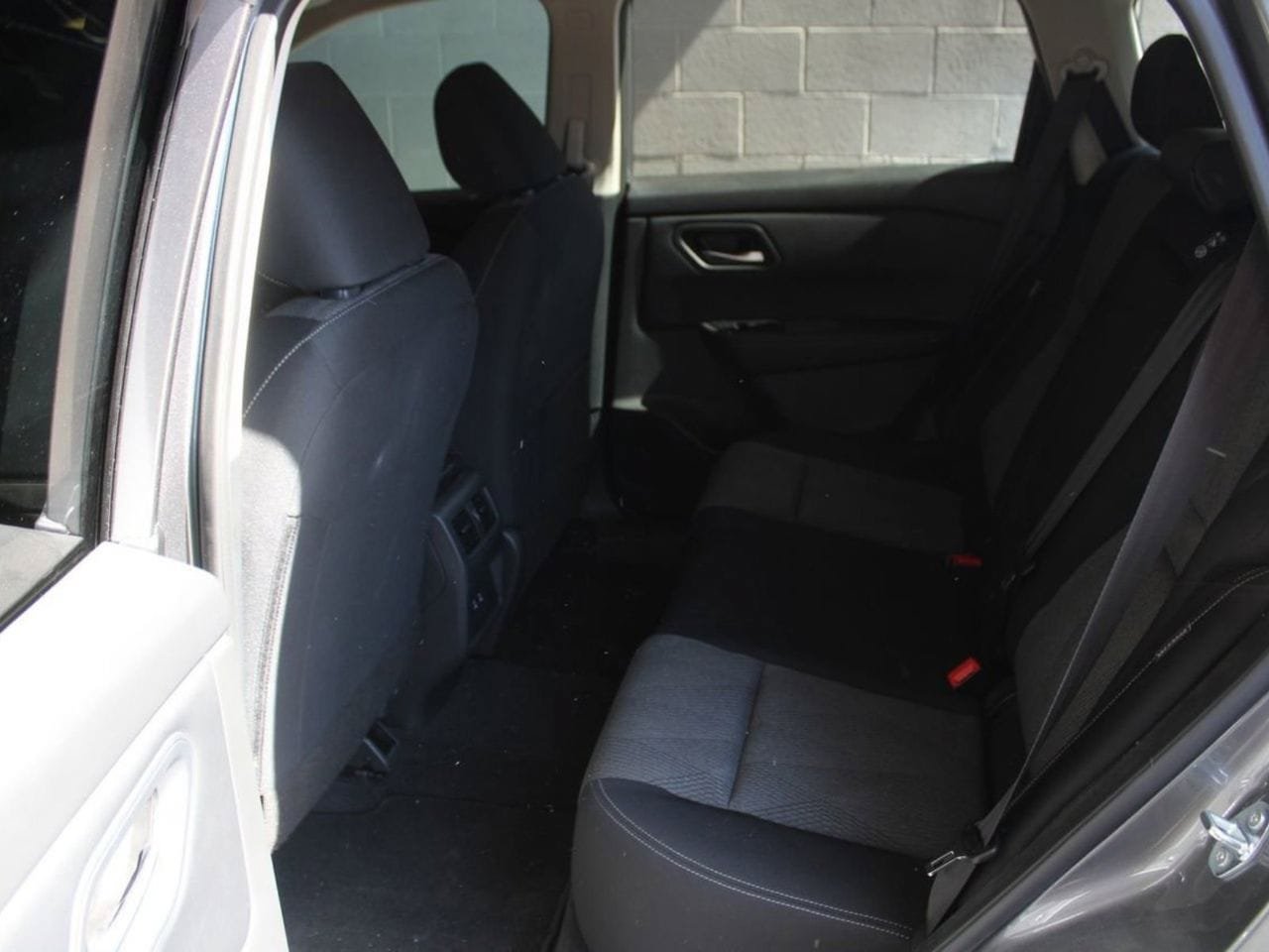 Used 2026 Nissan Rogue SV w/ Cold Weather Package FWD image 10