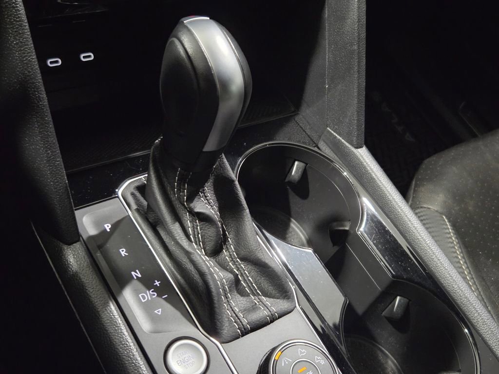 Used 2023 Volkswagen Atlas Cross Sport SE image 11