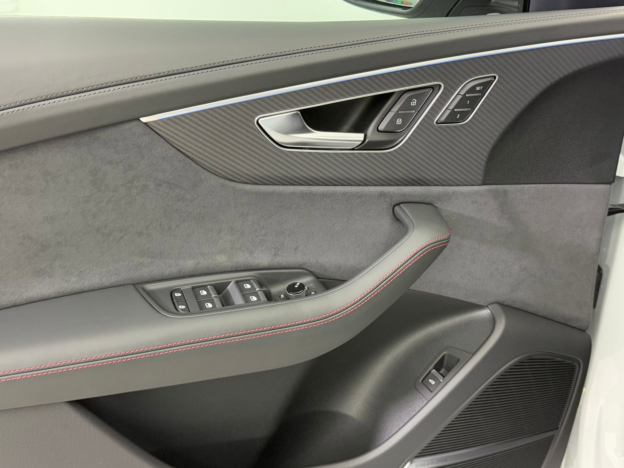 New 2026 Audi SQ8 Prestige image 14