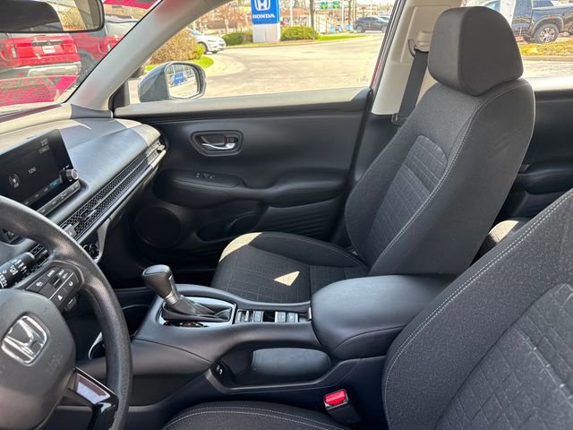 Used 2024 Honda HR-V LX image 13