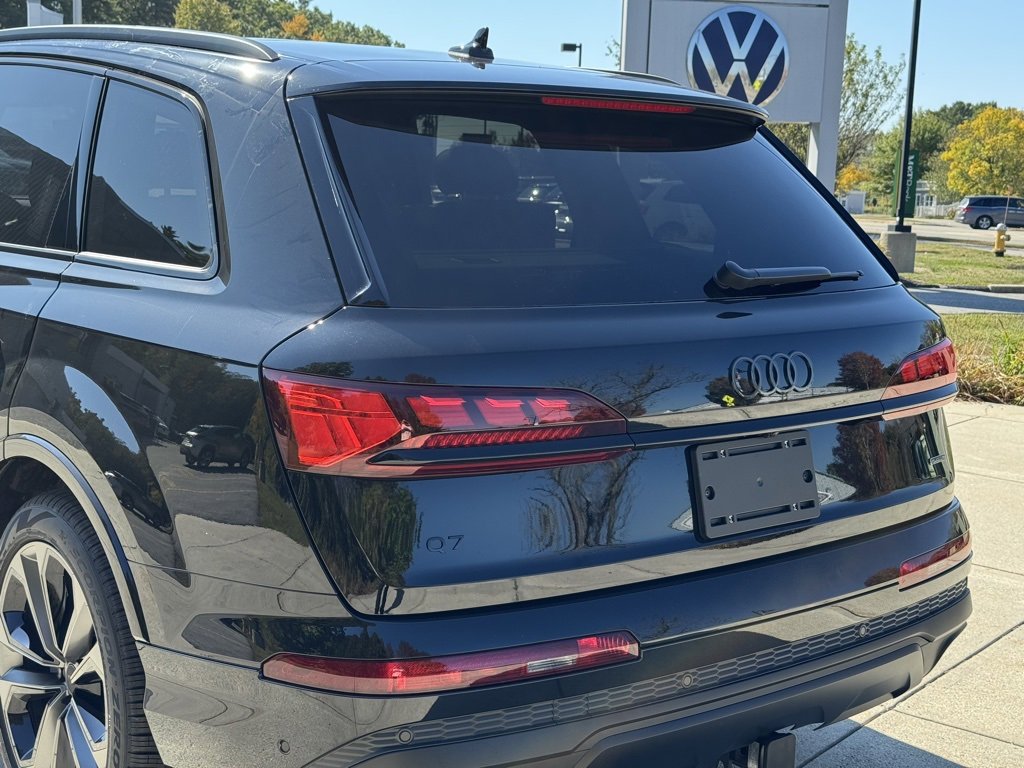 New 2026 Audi Q7 3.0T Prestige image 13