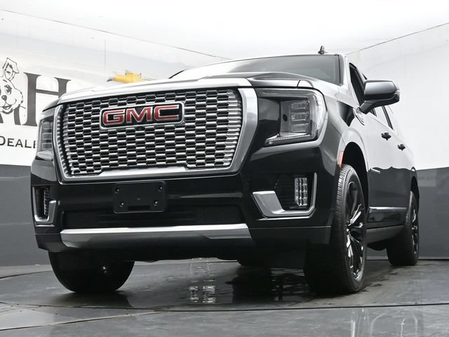 Used 2023 GMC Yukon XL Denali AWD/4WD image 4