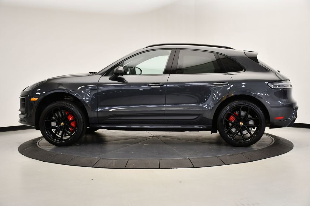 Certified 2024 Porsche Macan GTS image 2
