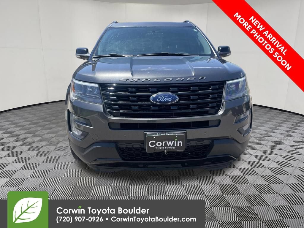 Used 2017 Ford Explorer Sport AWD/4WD image 2
