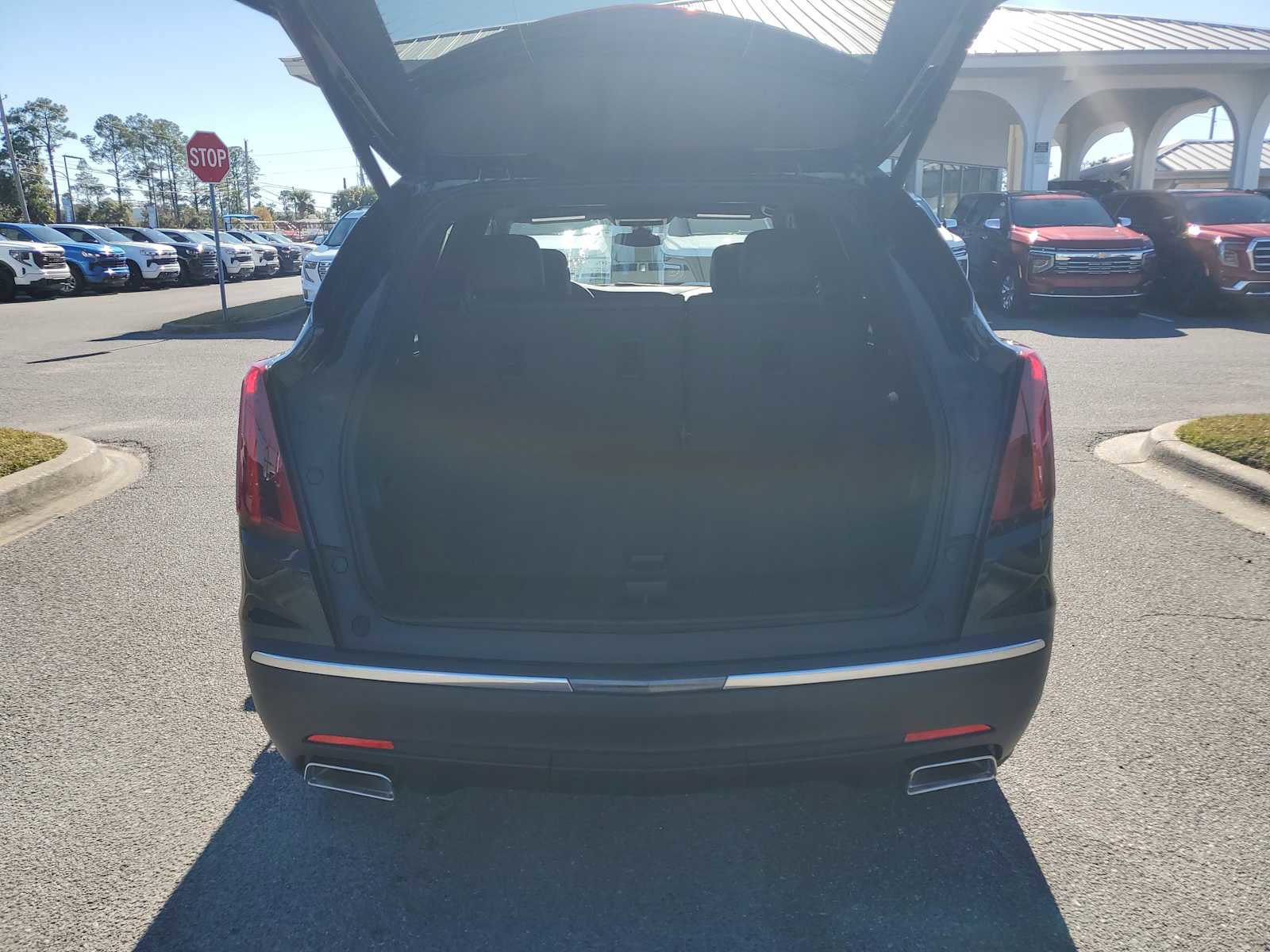 New 2026 Cadillac XT5 Luxury image 5