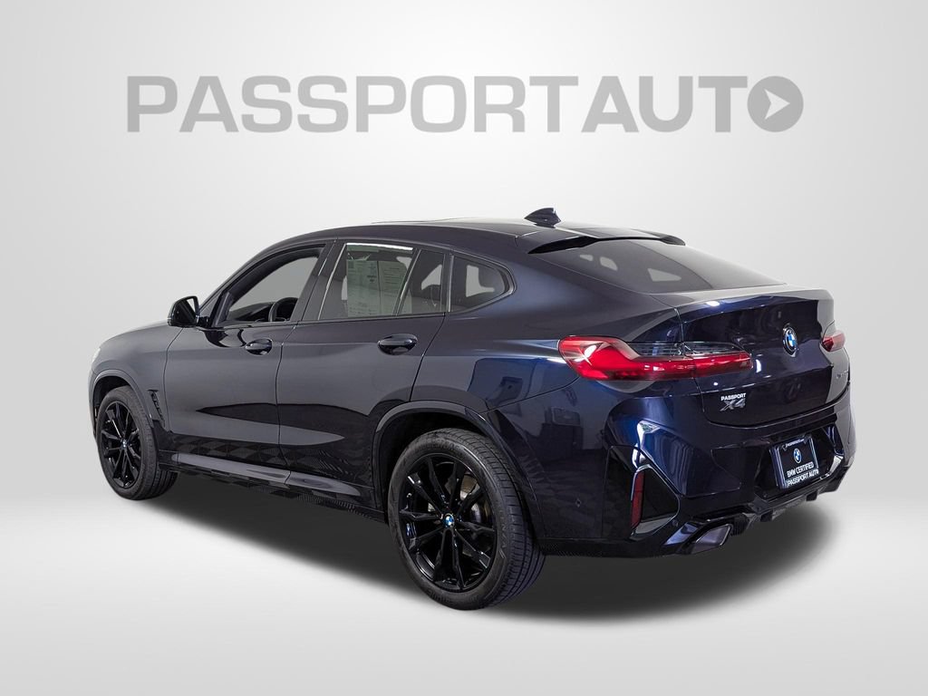 Used 2024 BMW X4 xDrive30i w/ Premium Package AWD/4WD image 3