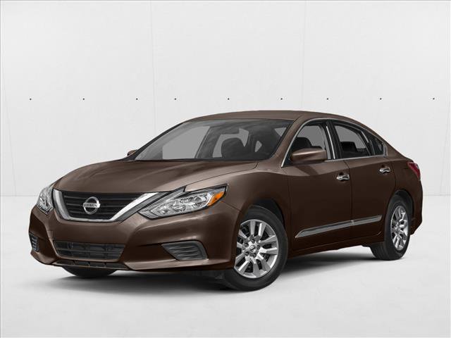 Used 2017 Nissan Altima 2.5 SV image 1