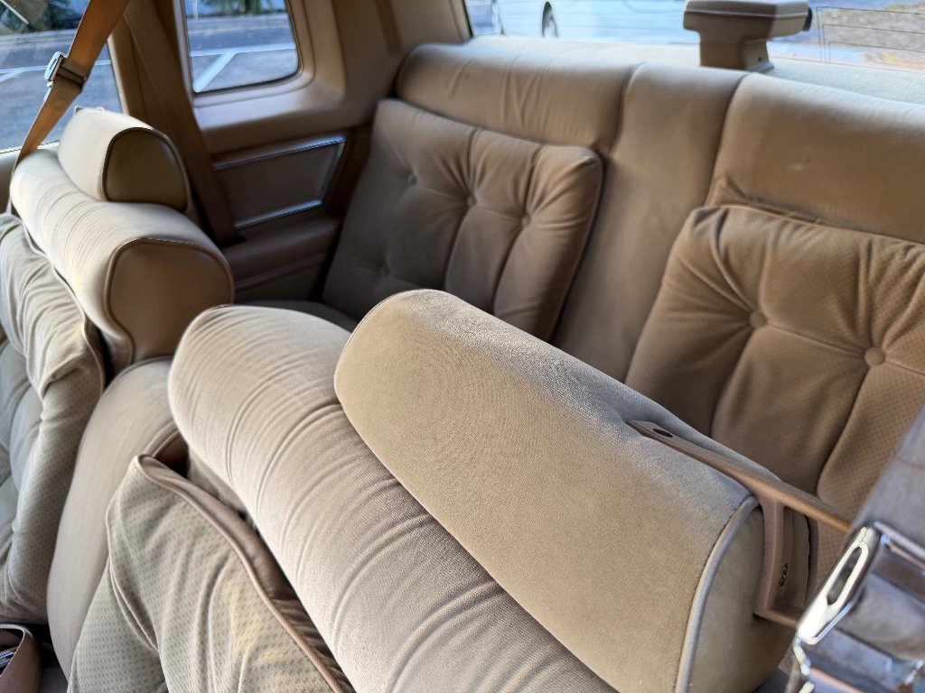 Used 1987 Oldsmobile Cutlass Supreme Brougham image 14