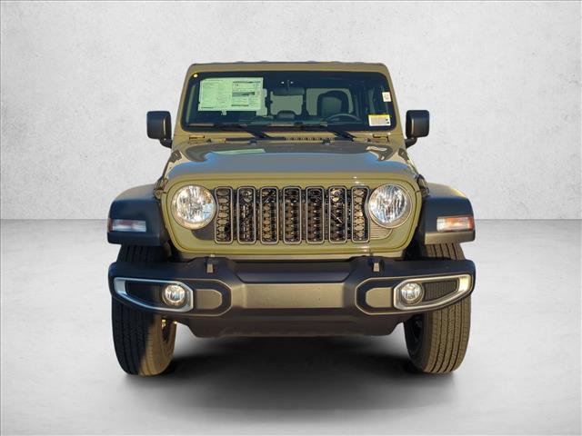 New 2026 Jeep Gladiator Sport AWD/4WD image 4