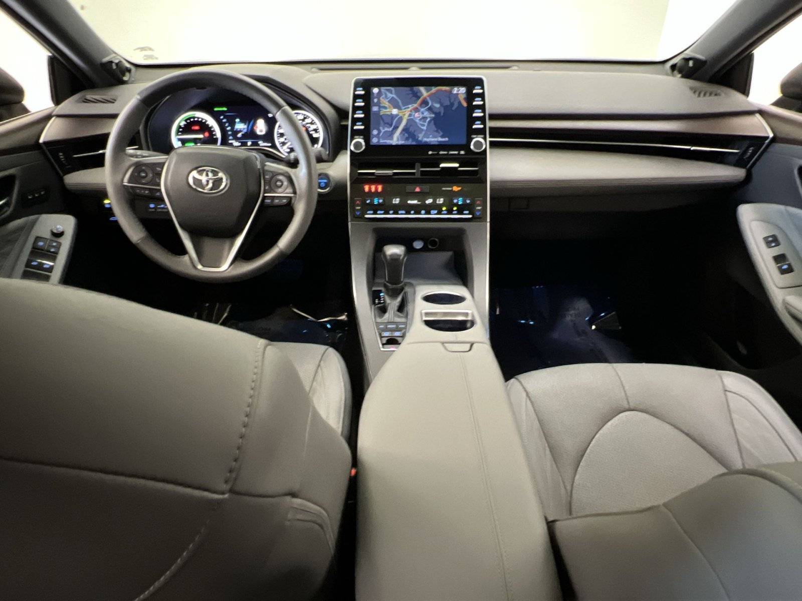 Used 2020 Toyota Avalon Limited w/ Advanced Safety Package FWD image 22