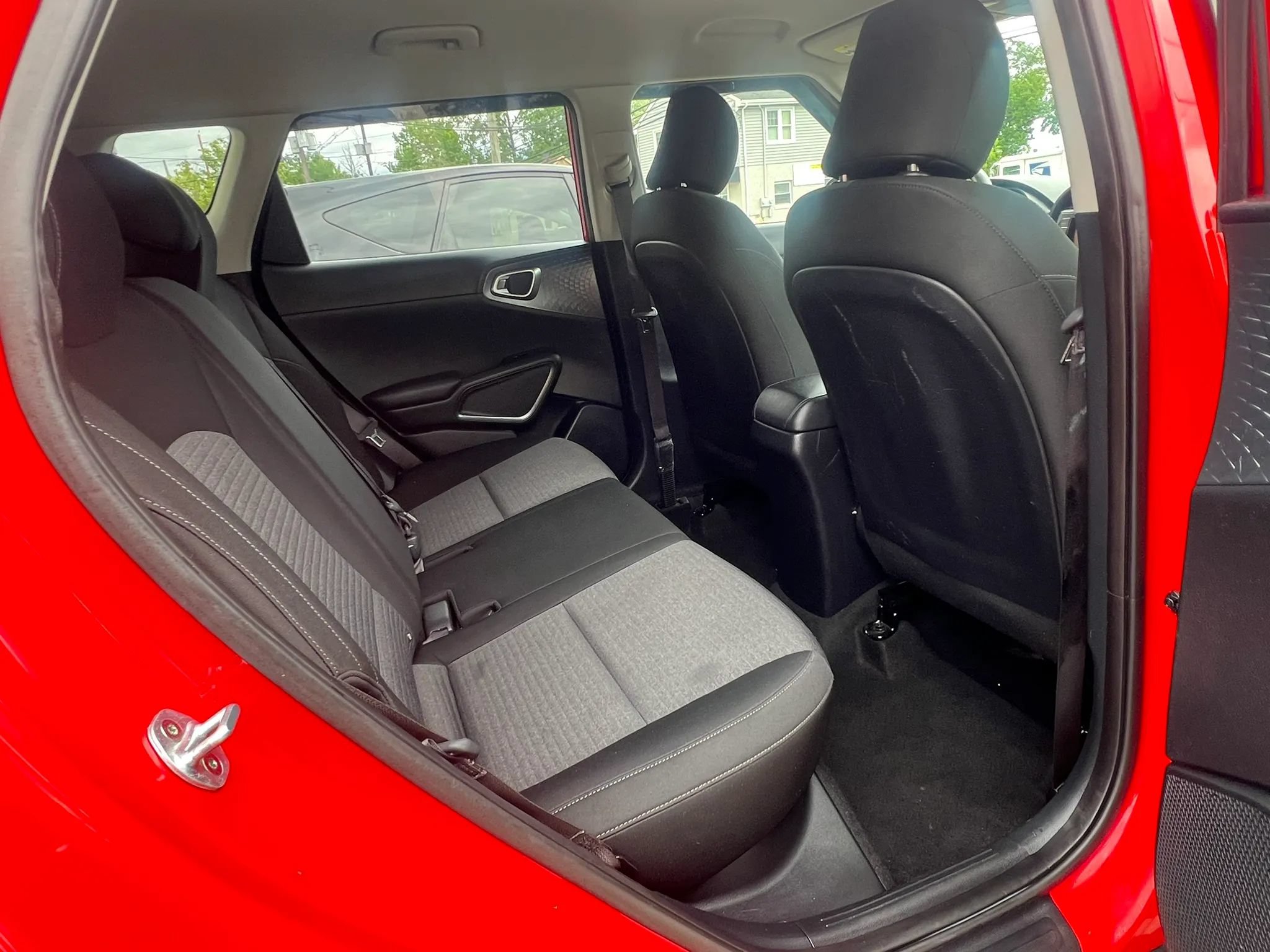 Used 2020 Kia Soul S FWD image 29