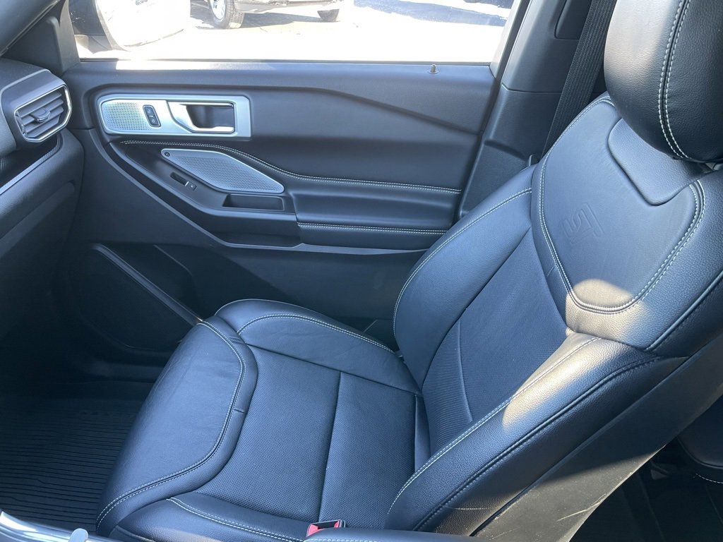 Used 2020 Ford Explorer ST w/ ST Street Pack image 24