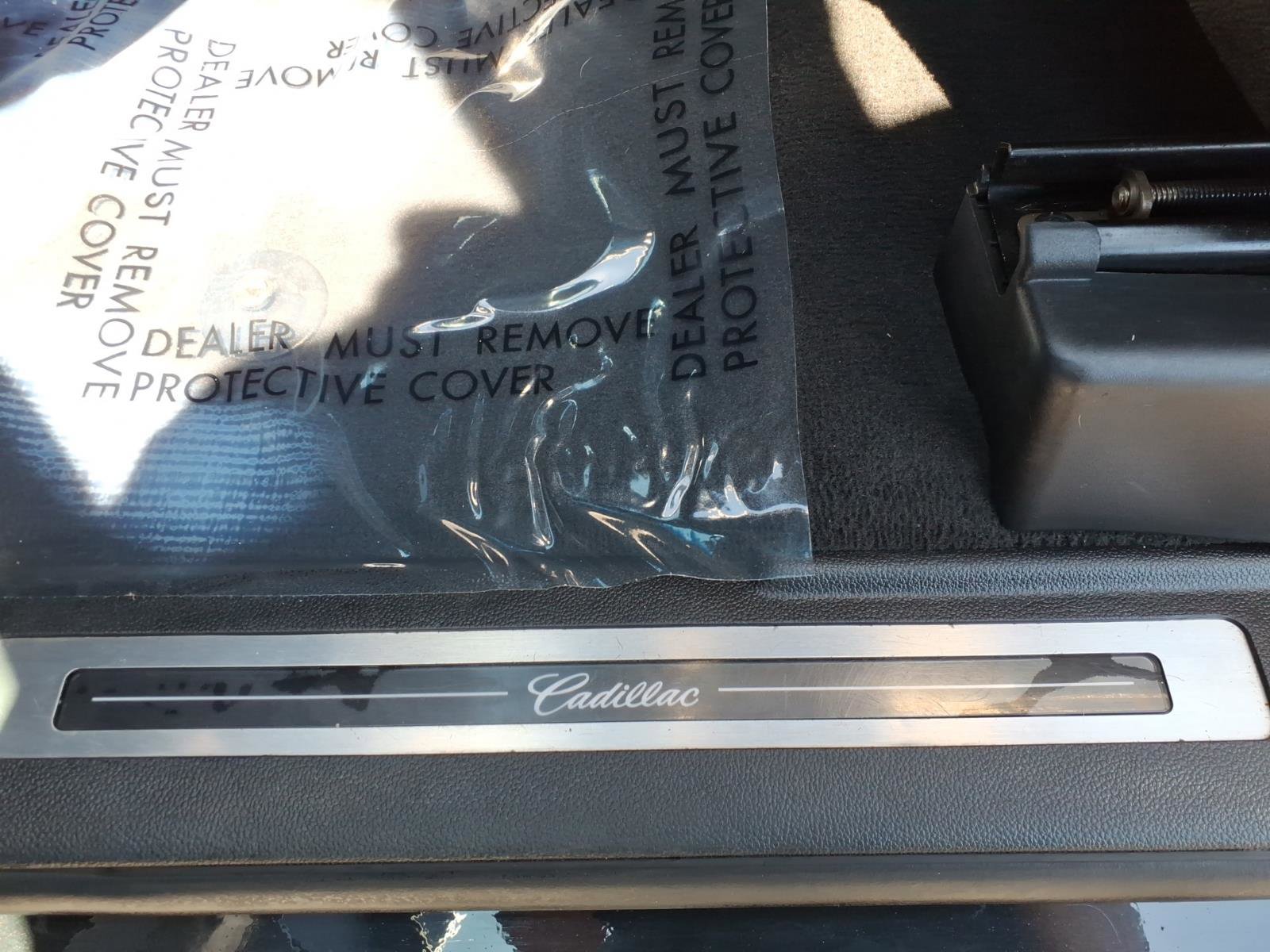 Used 2019 Cadillac Escalade Luxury AWD/4WD image 23