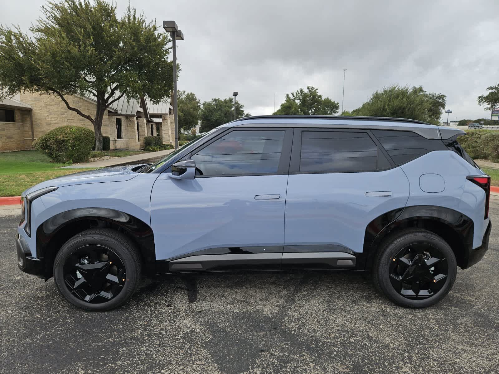 New 2027 Kia Seltos X-Line S AWD/4WD image 3