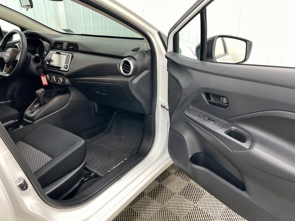 Used 2024 Nissan Versa S w/ Trunk Package image 32