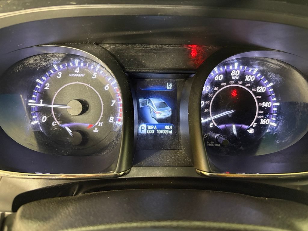 Used 2018 Toyota Avalon XLE w/ All Weather Liner Package FWD image 27