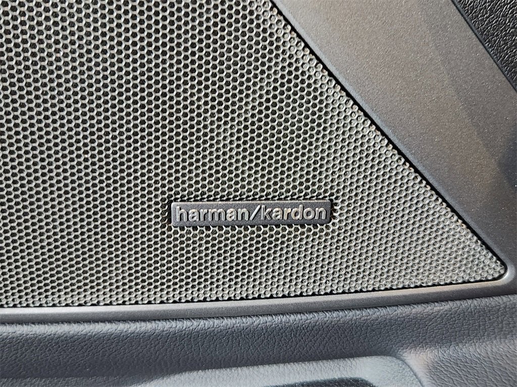 New 2026 BMW M340i xDrive image 13