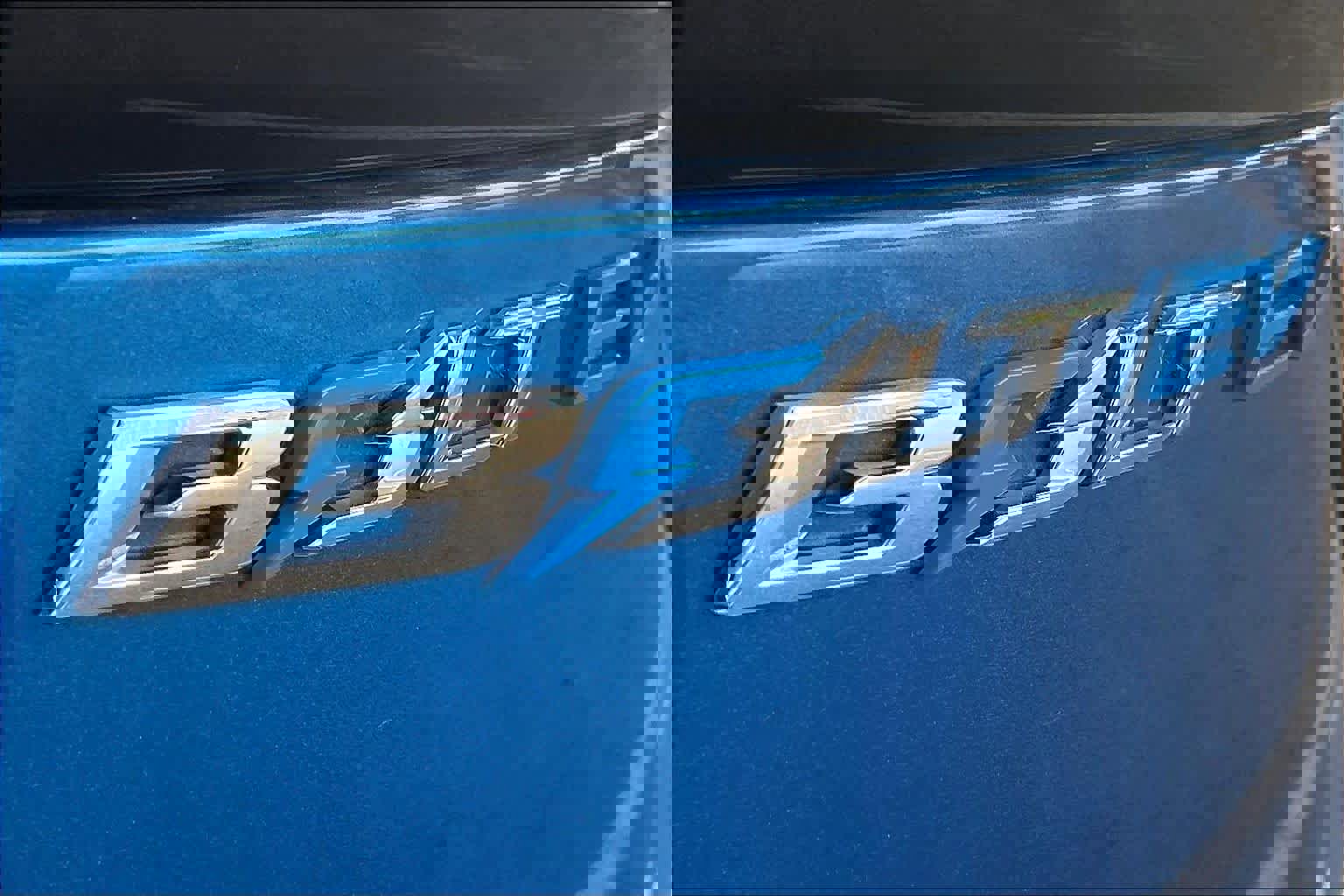 Used 2023 Chevrolet Bolt LT w/ Infotainment Package image 9