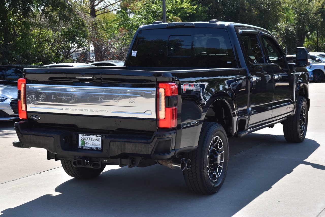 Used 2024 Ford F250 Platinum AWD/4WD image 8
