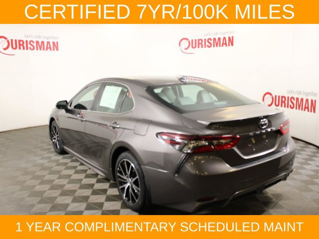 Used 2024 Toyota Camry SE FWD image 11